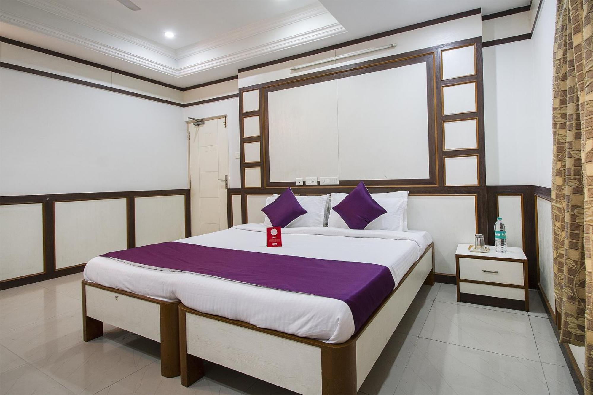 Hotel O Surya Residency Hyderabad Exterior foto