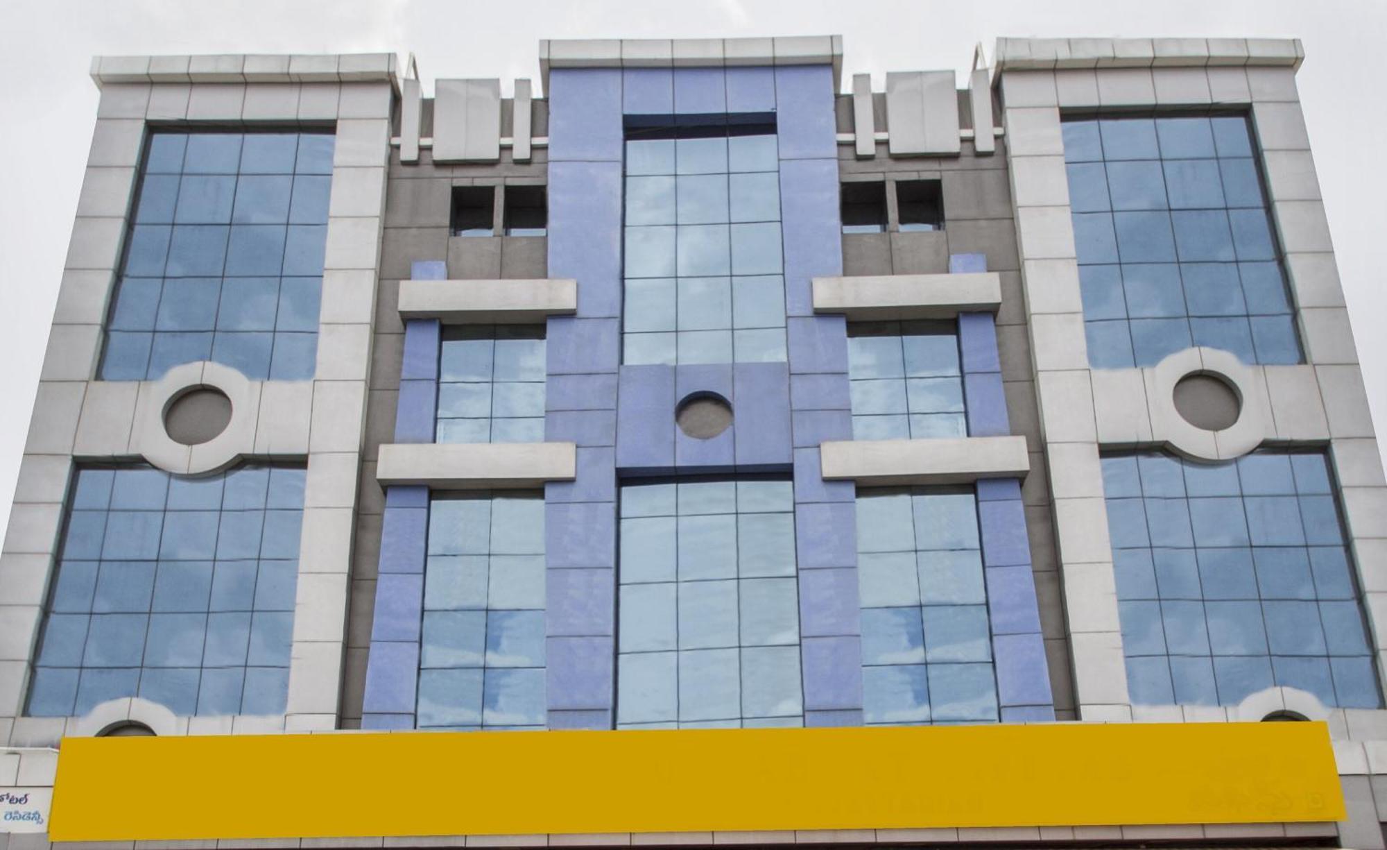 Hotel O Surya Residency Hyderabad Exterior foto